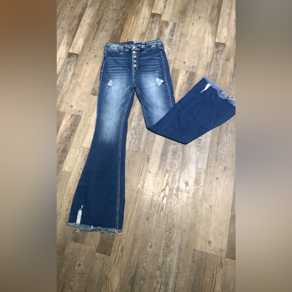 New boot cut kancans